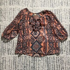 Hollister salmon pink semi sheer cropped sleeve ruffle blouse top size XS